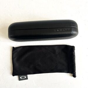 Black leather Oakley sunglasses CASE with Microbag